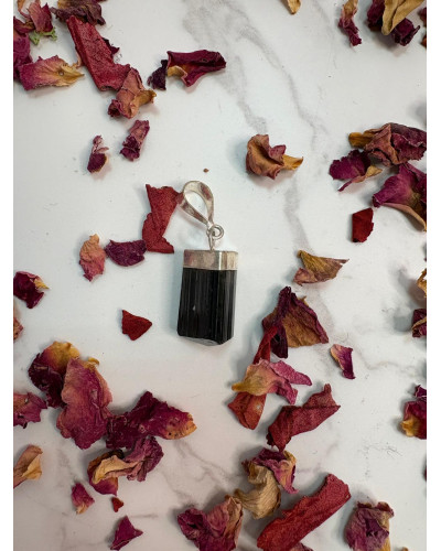 Colgante de Plata y Turmalina Negra