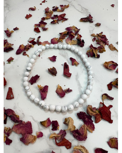 Pulsera Howlita 4 mm